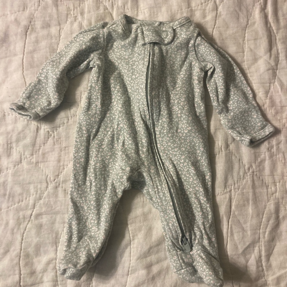 10/$20 sale! Green Patterned Infant Sleeper Mix, Match, and Bundle
